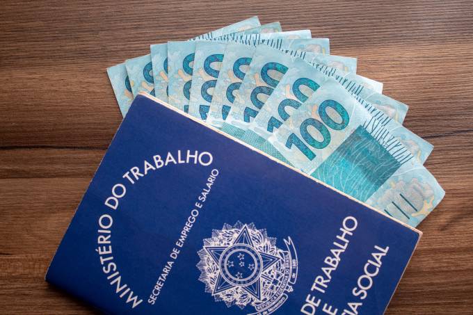 Caixa antecipa calendário para saques de até R$ 500 do FGTS; Saiba