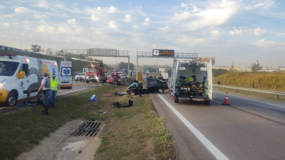 Idosa morre atropelada ao cruzar rodovia para ver corpo de sobrinha que morreu em acidente