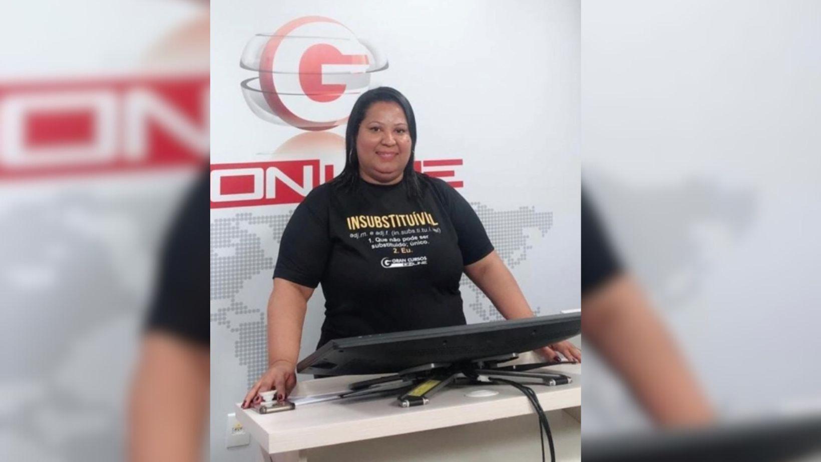 Morre Carla Gabola, conhecida como “influenciadora dos concursos” após complicações por cirurgia