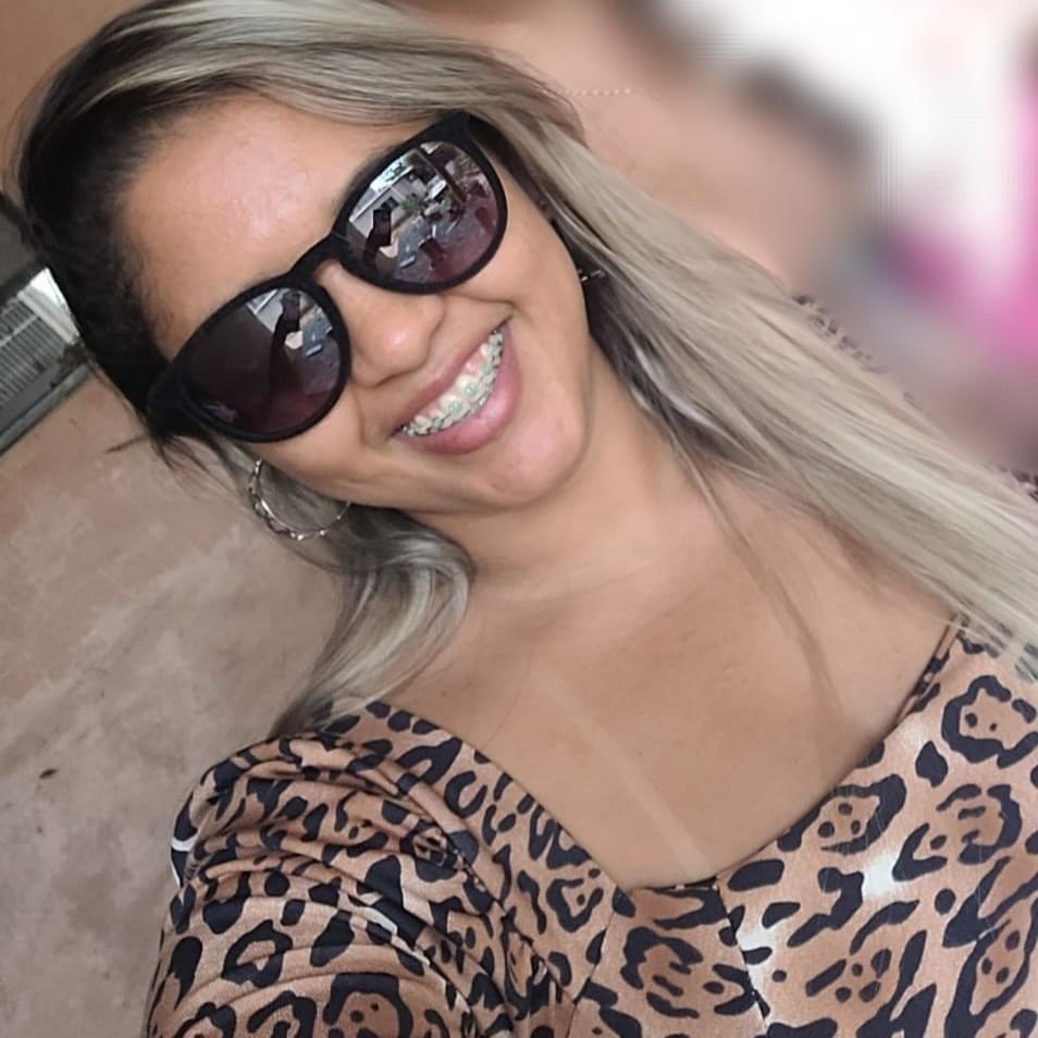 Mulher é m0rta a tir0s por vizinha por causa de briga sobre terrenos