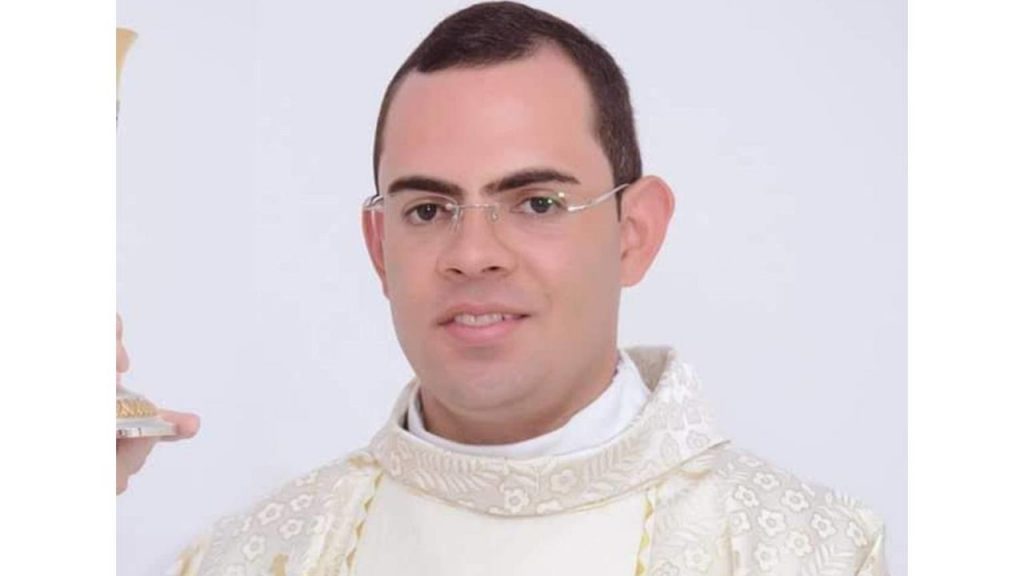 Padre morre afogado depois de salvar duas pessoas em açude no interior de PE