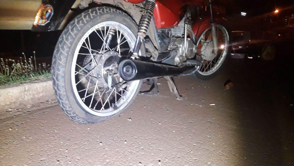 Pneu de moto furado no meio da estrada? DESCUBRA O QUE FAZER NESSA SITUAÇÃO!