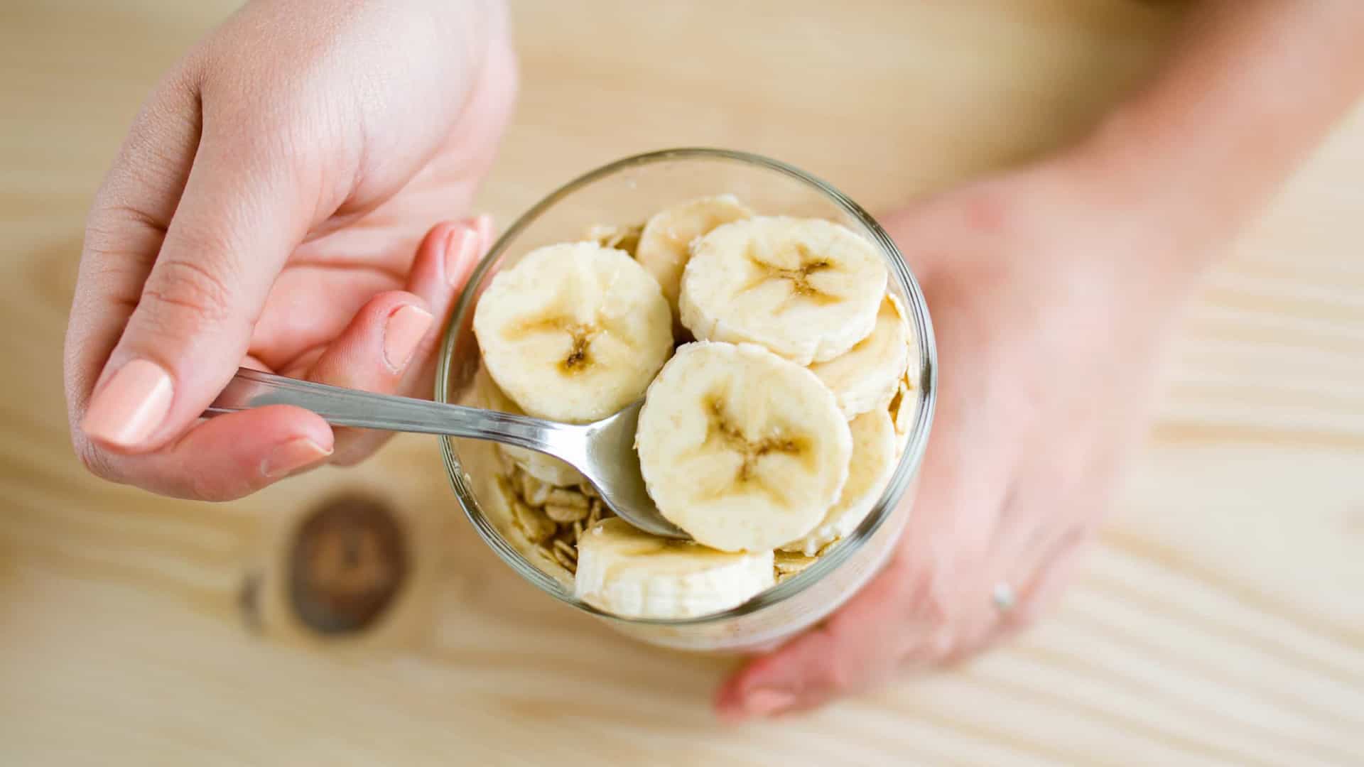 Quatro alimentos que jamais deve comer no café da manhã; Alguns irão te surpreender
